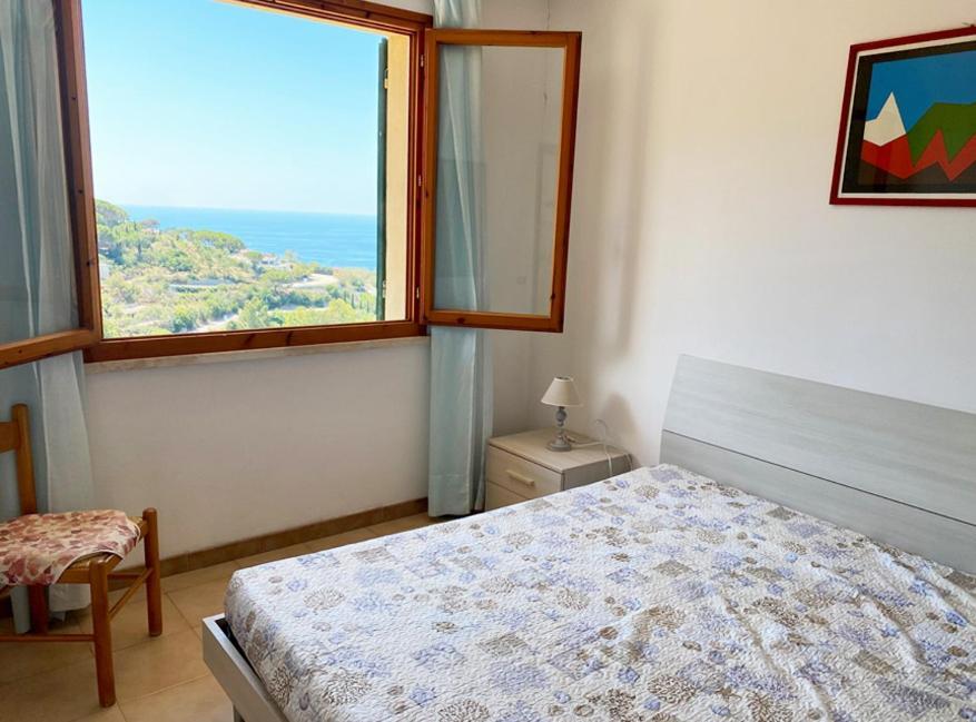 Capoliveri Appartamento Panoramico Con Terrazzo מראה חיצוני תמונה