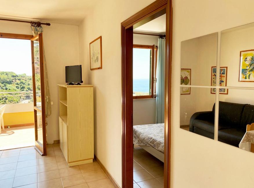 Capoliveri Appartamento Panoramico Con Terrazzo מראה חיצוני תמונה