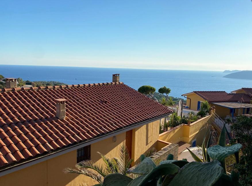 Capoliveri Appartamento Panoramico Con Terrazzo מראה חיצוני תמונה